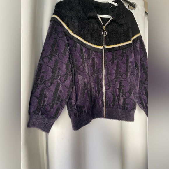Y2K Black and Purple fuzzy Zip-Up 1/4 sleeve bomber size S/M NWOT - Picture 3 of 6
